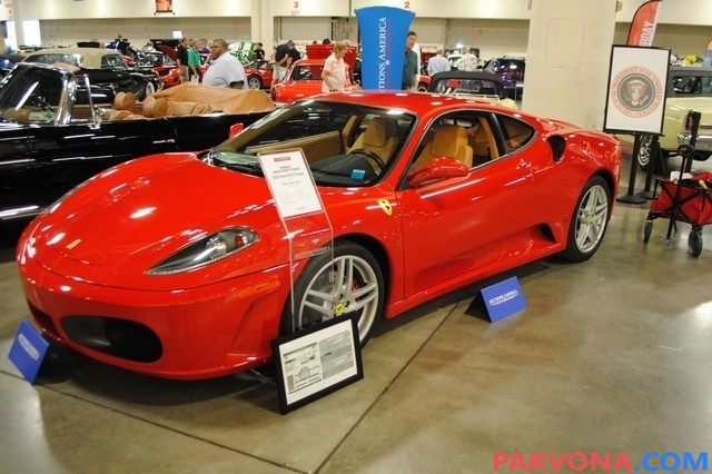 Donald Trampning sobiq shaxsiy Ferrari F430 avtomobili 270 ming dollarga sotildi